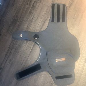 Thundershirt for Dogs in Medium